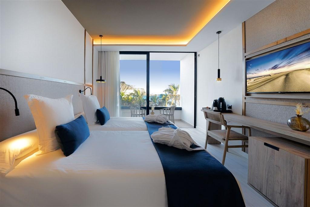 Junior Suites_L Costa Mogán 2.jpg