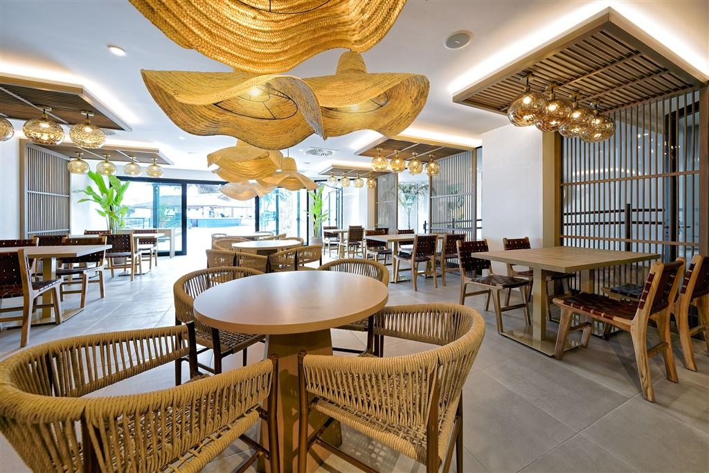 Costa Fusión - Theme Restaurant 4.jpg