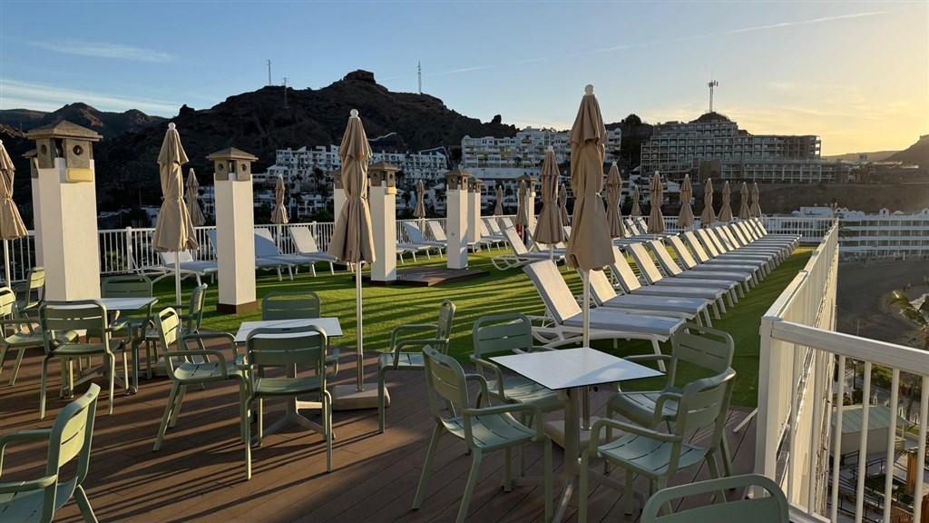 SkyBar HMG (3).JPG