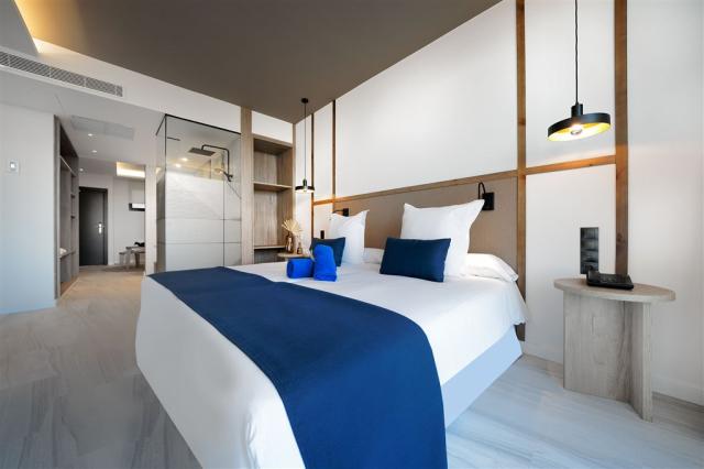 Junior Suites_L Costa Mogán 6.jpg