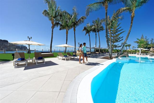 Pool Area-LCostaMogán 3.jpg