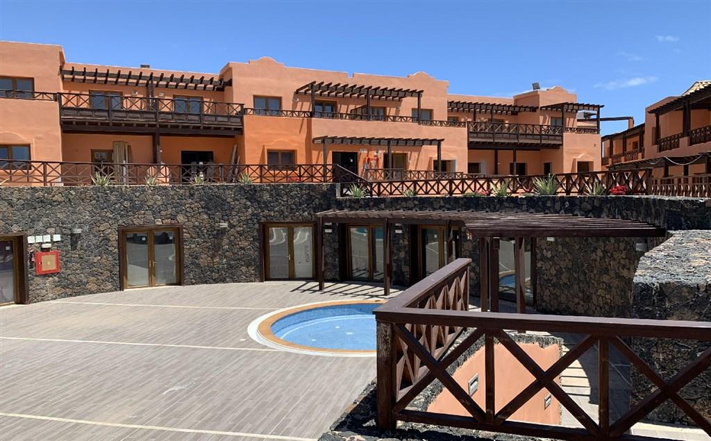 _Piscina - Hotel Arena Castillo- Fuerteventura - 2023 (6).png