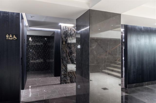 COMMON BATHROOM (3).jpg