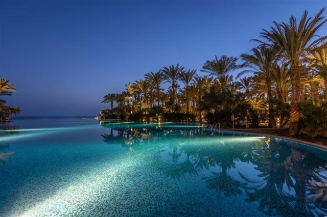 LAGO POOL (12).jpg