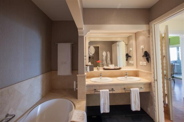 Junior Suite121.jpg