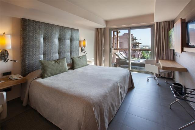 JUS Junior Suite3.jpg