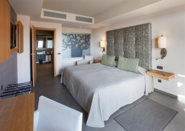 JUS Junior Suite4.jpg