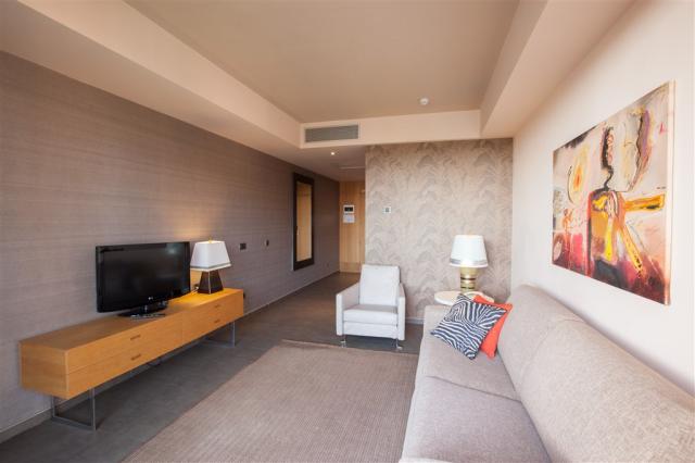 JUS Junior Suite2.jpg