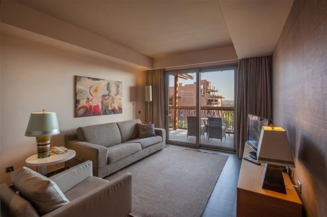JUS Junior Suite1.jpg