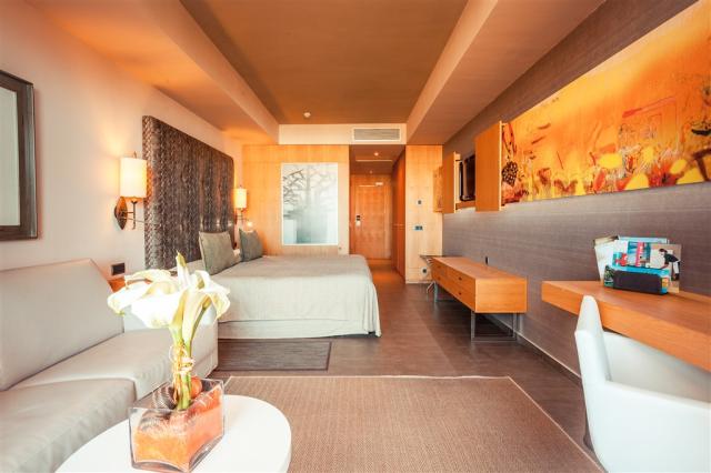 SES Senior Suite1.jpg