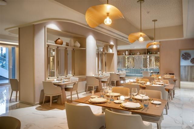 CGC_23_060 - Gourmet restaurant.jpg