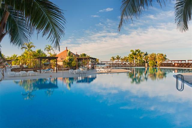 12.-Pool.jpg