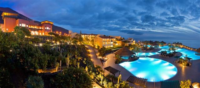 18.-Panoramic-nightview.jpg