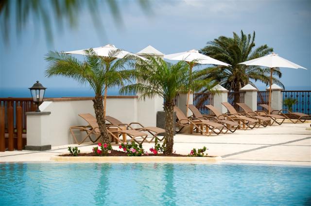 310HaciendaDelConde_MeliaCollection-Pool.jpg