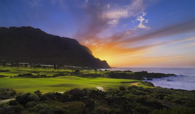 528HaciendaDelConde_MeliaCollection-Golf Hole Sunset.jpg
