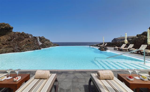 332HaciendaDelConde_MeliaCollection-Ocean Club Pool.jpg