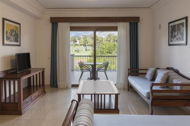 Marylanza-Suite-Golf.jpg