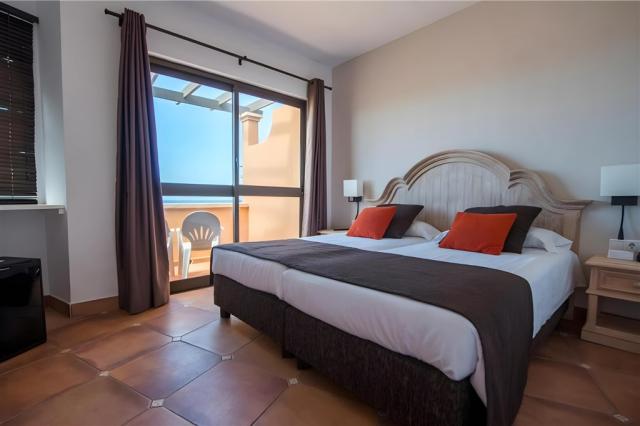 9_1_Sea View Room.png