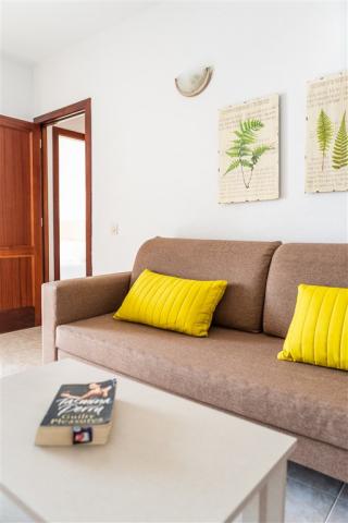 Guinea_1bed-9.jpg