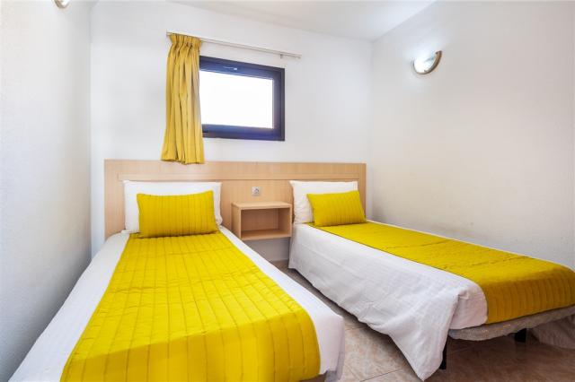Guinea_2bed-5.jpg