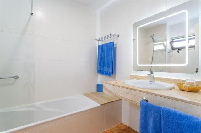 rooms-1.jpg