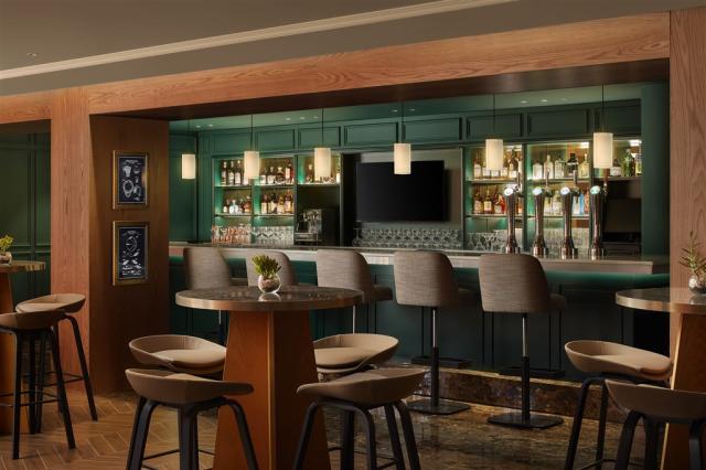Tivoli_La_Caleta_Tenerife_Resort_Bar_Lounge_El_Clasico_Sports_B
