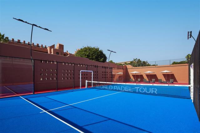 Tivoli_La_Caleta_Tenerife_Resort_Padel_Court_1.jpg