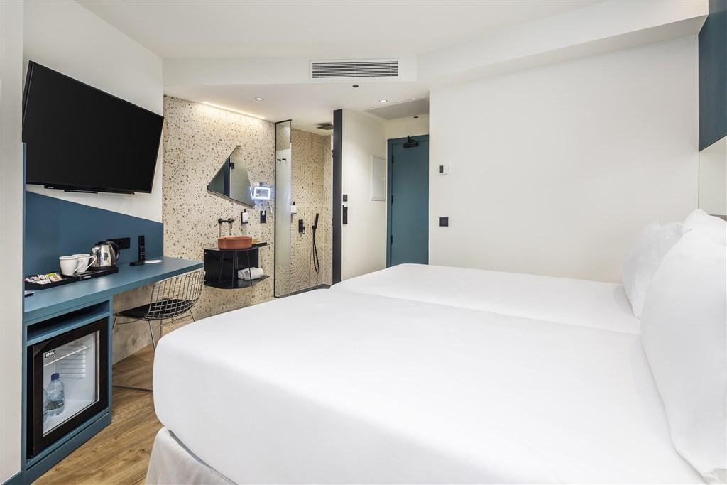 OLCANT_ROOM_11.jpg