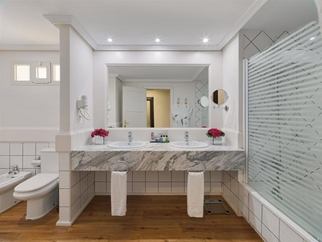Junior Suite81.jpg