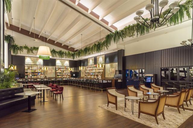 lobby bar12.jpg