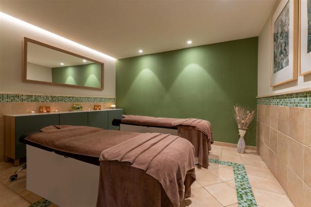 ACE - LIVVO VOLCAN LANZAROTE (9-25) - wellness (2).jpg