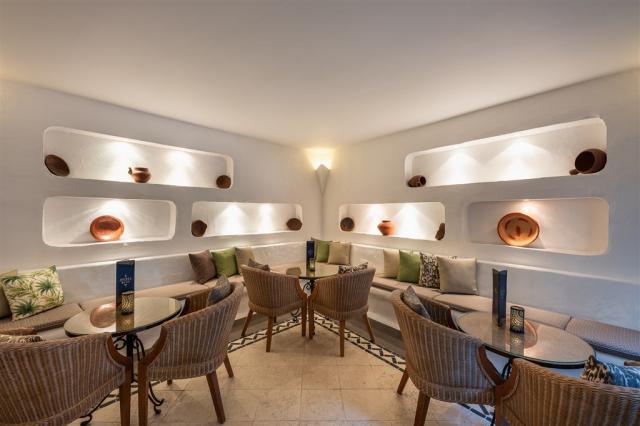ACE - LIVVO VOLCAN LANZAROTE (9-25) - gastro - lobby La Habana 