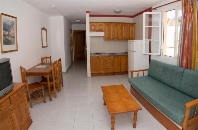 03_Apartment_03.jpg