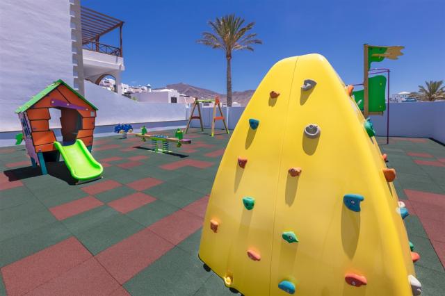 ACE - LIVVO MIRADOR PAPAGAYO (9-25) - kids parque infantil (2).