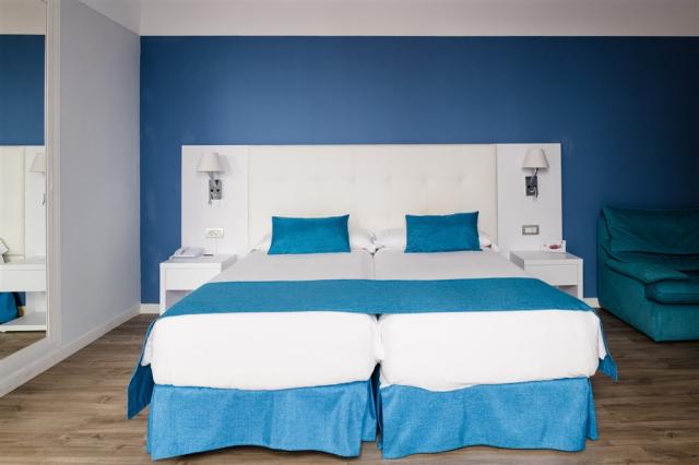 ACE - ALEXANDRE TEGUISE PLAYA - Habitación Adaptada (2).jpg