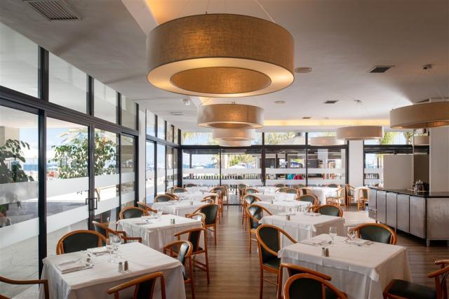 ACE - ALEXANDRE TEGUISE PLAYA - Restaurante (1).jpg