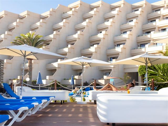 ACE - ALEXANDRE TEGUISE PLAYA - Terraza Club.jpg