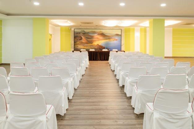 ACE - ALEXANDRE TEGUISE PLAYA - Salón Tenerife (1).JPG