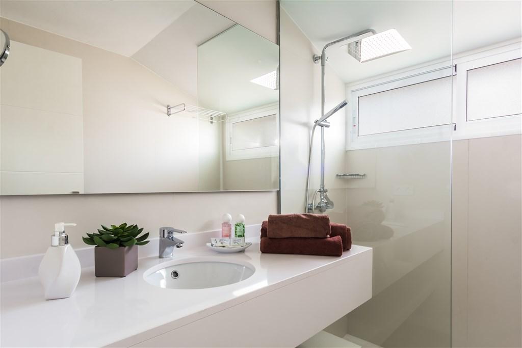 JUNIOR SUITE BALCONY (3).jpg