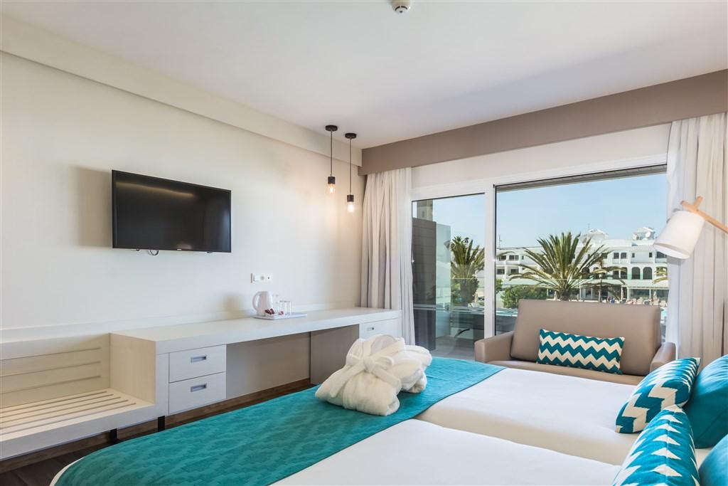 JUNIOR SUITE SUPERIOR (11).jpg