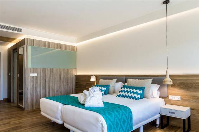 JUNIOR SUITE SUPERIOR (9).jpg