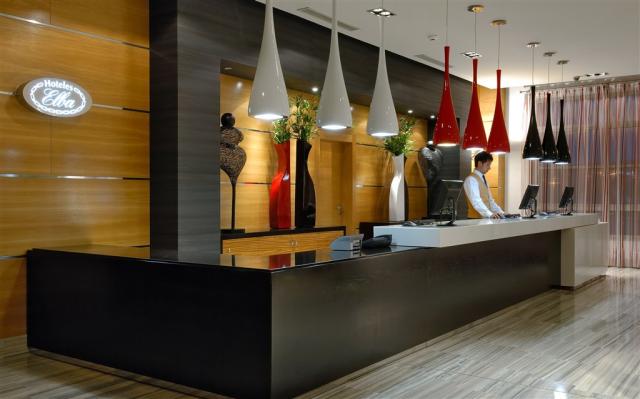 5. Reception.jpg