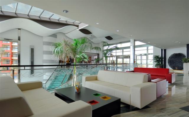41- Convention center lobby.jpg