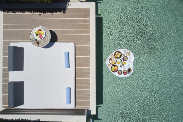 Superior_Lagoon_Swim_Out_Pool_-2.jpg