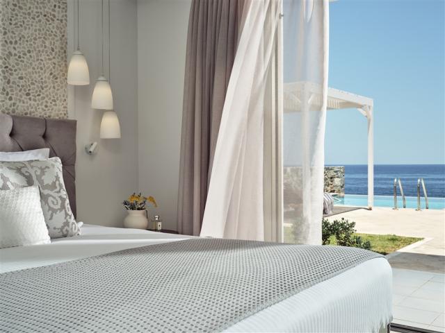 LuxuryRoom.jpg
