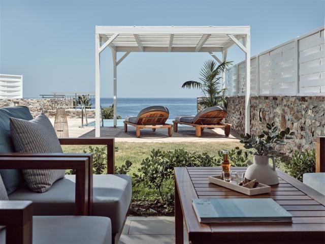 LuxurySuite (3).jpg