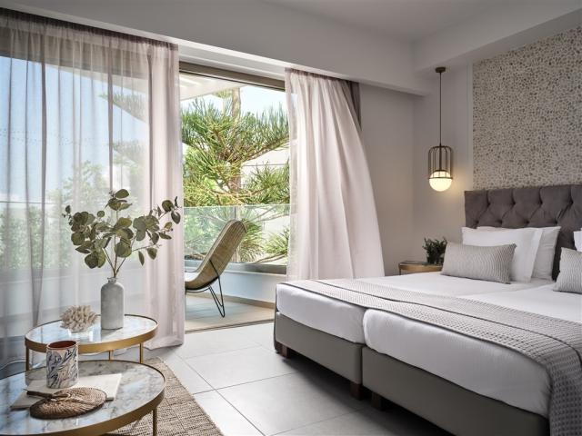 SuperiorRoom GV (2).jpg