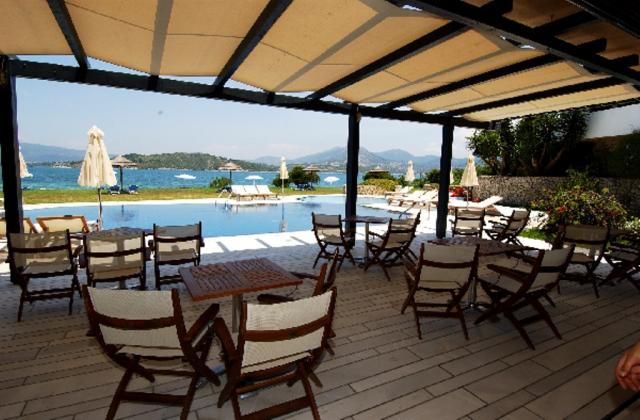 Porto Ligia terrace.tif