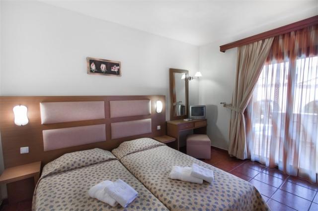 Bedroom maisonette.jpg