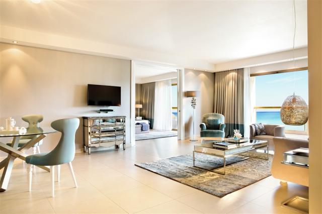 Sani Beach_Deluxe One-Bedroom Family Suite Sea View_2880x1920.j